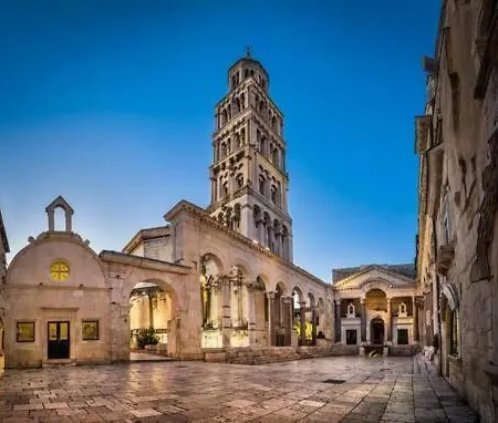 Laurel With Stunning View 스플리트