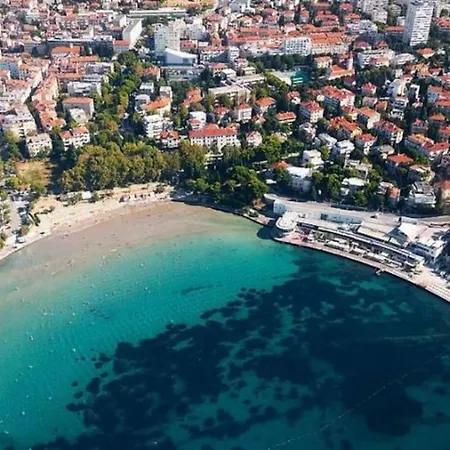 Laurel With Stunning View 公寓