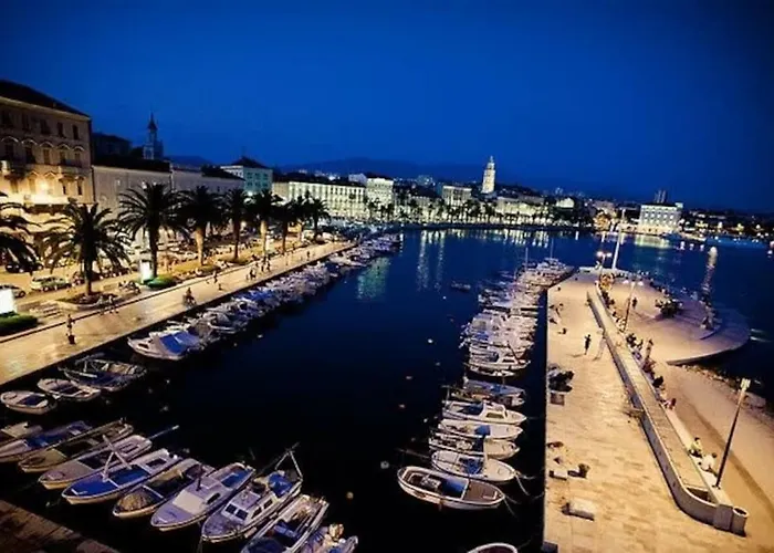 公寓 Laurel With Stunning View *